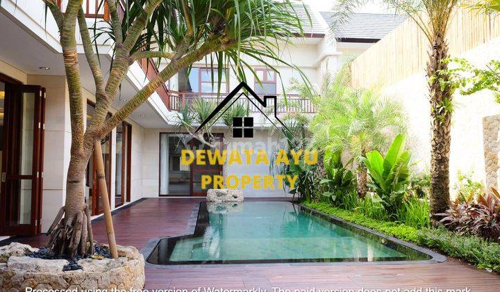 Brand New Villa 4 Bed Room Land 420m2 Full Furnished Di Bumbak 1