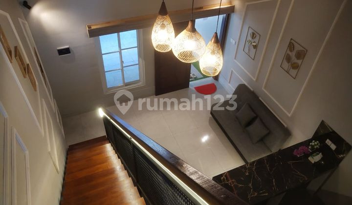 Rumah Cantik Mezanin 2 Kamar di Renon