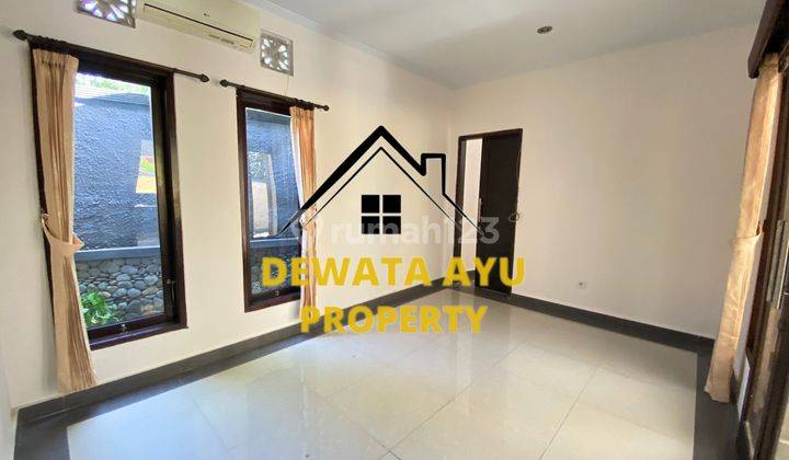 Minimalist Villa 1 Floor 3 Bedrooms 280M2 Empty Land In Sanur 2