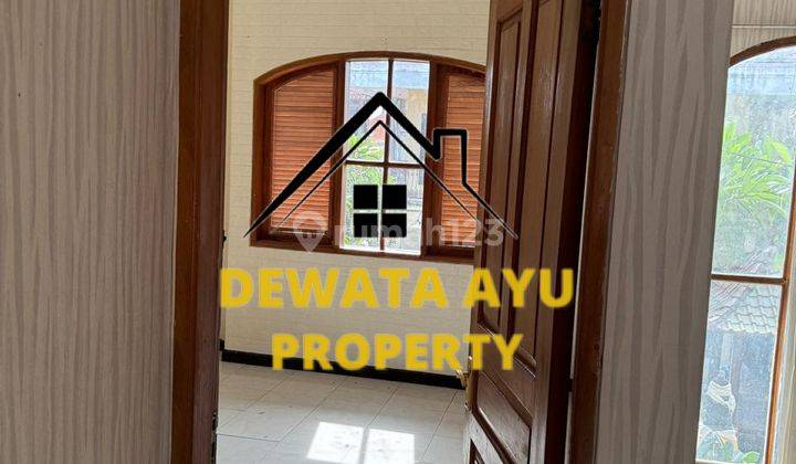 3 Bedroom House 143M2 Land One Gate System In Jaya Giri 2