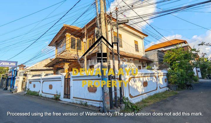 House for Sale Quickly 2 Floors 3 Bedrooms Land 2 Are Location in Sanur 1