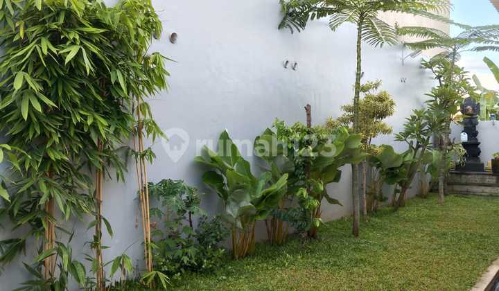 Rumah Cantik 1 Lantai 2 Kamar di Jl Sedap Malam 2