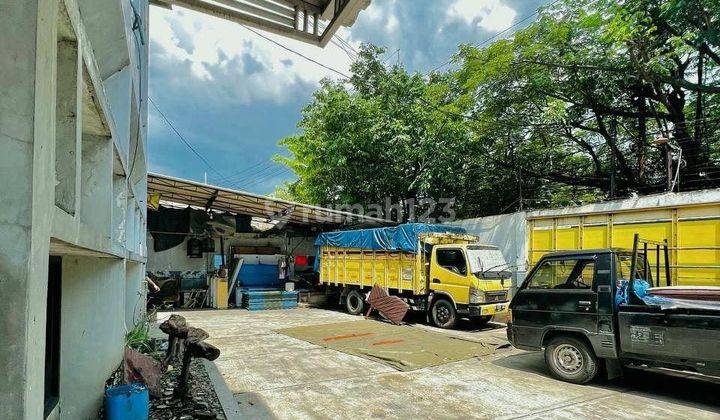 Gudang 2 Lantai Bagus SHM di Raya Kenjeran Lokasi Strategis 2