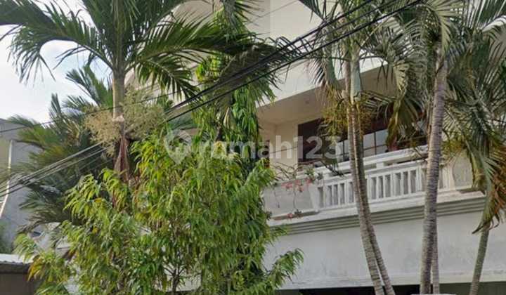 Rumah 2 Lantai Bagus SHM di Manyar Kartika Siap Huni 2