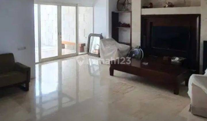 Rumah 2 Lantai Bagus SHM di Graha Famili Siap Huni  2