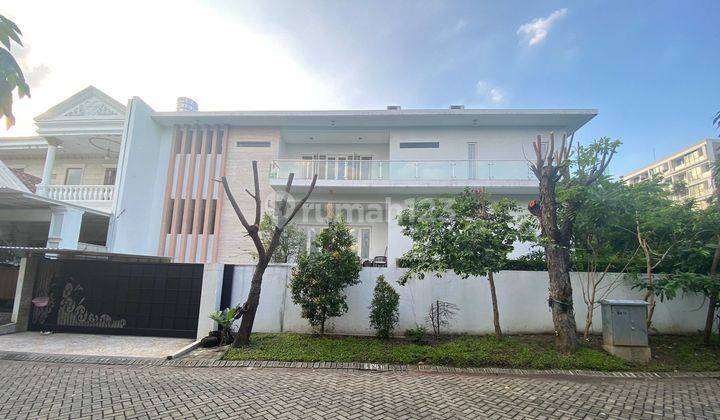 Rumah Minimalis 2 Lantai Bagus HGB di Graha Famili Siap Huni  1