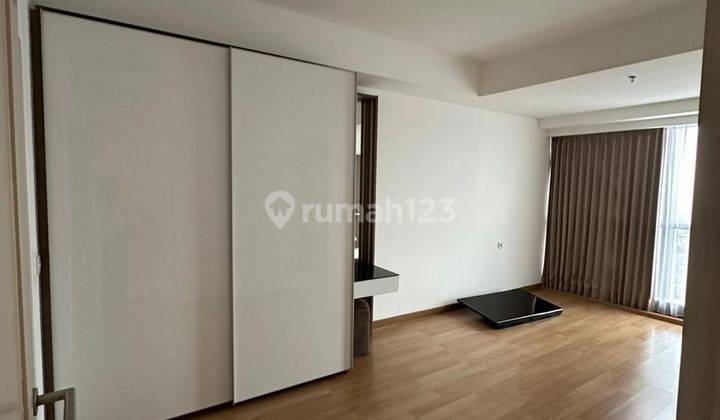 The Peak Apartement 3 BR Semi Furnished Bagus View Suramadu  2