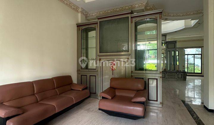 Rumah 2 Lantai Bagus SHM di Pakuwon Indah Villa Bukit Regency  2