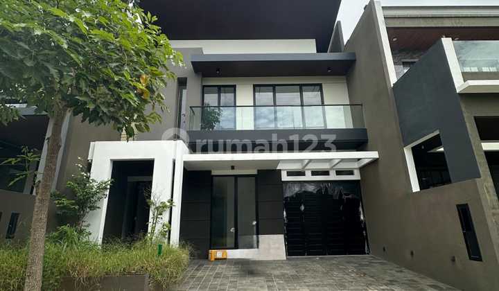 Rumah 2 Lantai Baru Minimalis HGB di Citraland Woodland 1