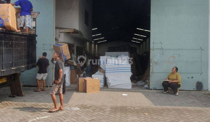 Gudang Bagus SHM di Margomulyo Lokasi Blok Terdepan  1