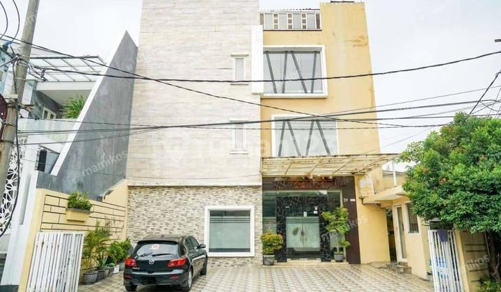 Rumah Kost 4 Lantai Bagus SHM di Gayungsari Siap Huni