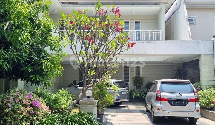 Rumah 2 Lantai Bagus Semi Furnish SHM di Regency 21