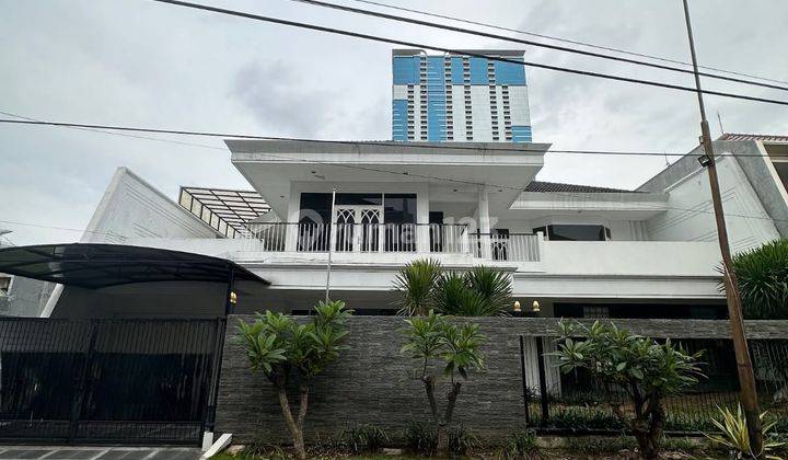 Rumah 2 Lantai Bagus SHM di Dharmahusada Indah Siap Huni 1