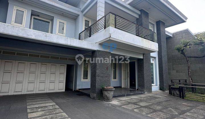 Rumah 2 Lantai Bagus di Raya Klampis Anom Wisma Mukti Boulevard