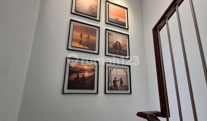 Good Luxury Furnished SHM House in Pakuwon Indah Lariz Embassy 2