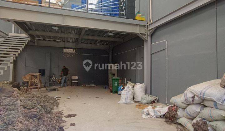 Gudang Baru SHM di Fira Kenjeran Lokasi Strategis 2