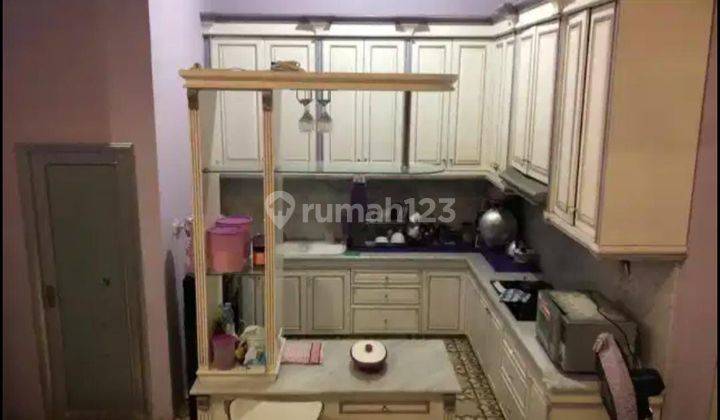 dapur rumah 2 lantai bagus furnished