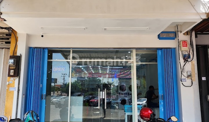 Nice 3-Story Ruko with HGB on Raya Bukit Darmo, Strategic Location Nice 3-Story Ruko with HGB on Raya Bukit Darmo, Strategic Location