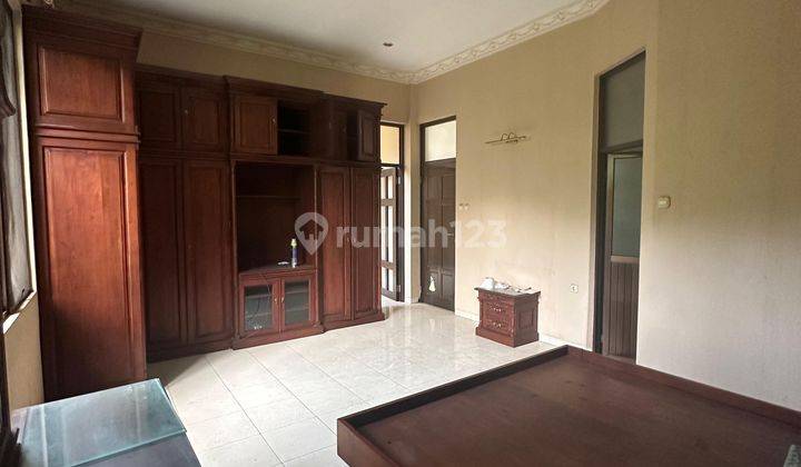 Rumah 2 Lantai Bagus SHM di Pakuwon Indah Villa Bukit Regency  2