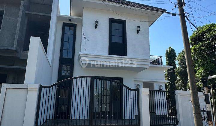 Rumah Classic 2 Lantai Bagus SHM di Rungkut Asri Siap Huni 2