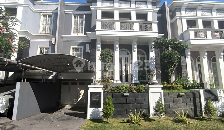 Rumah 2 Lantai Bagus SHM di Citraland Raffles Garden