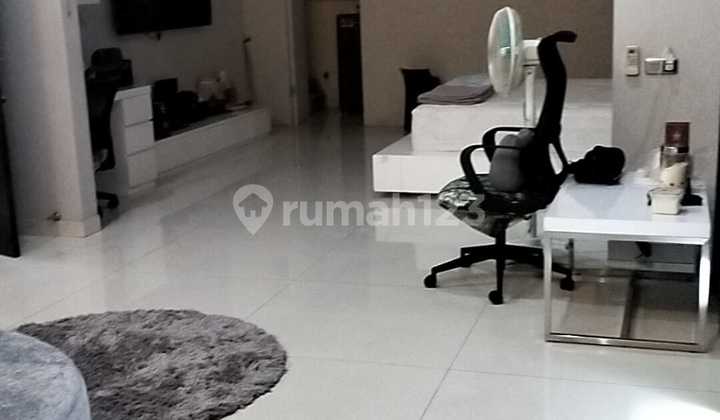 Rumah 2 Lantai Bagus Furnished SHM di Graha Famili Siap Huni 2