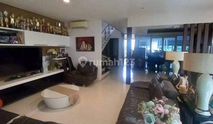 Rumah 2 Lantai Bagus HGB di Graha Famili Siap Huni 1