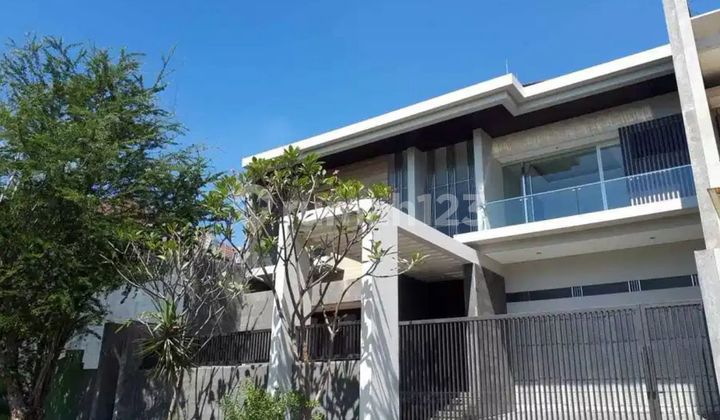 Rumah 2 Lantai Baru Minimalis SHM di Araya 1 Siap Huni