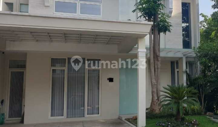 Rumah 2 Lantai Minimalis Furnished di Grand Island Pakuwon City Rumah 2 Lantai Minimalis Furnished di Grand Island Pakuwon City