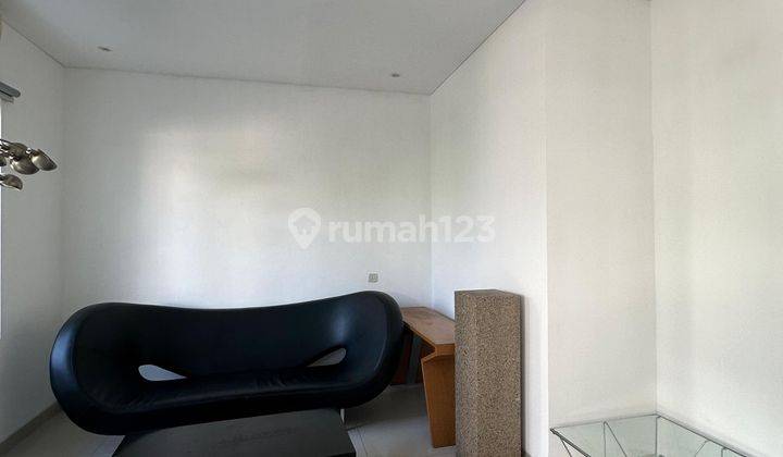 Rumah 2 Lantai Bagus Semi Furnished di Pakuwon City San Antonio 2