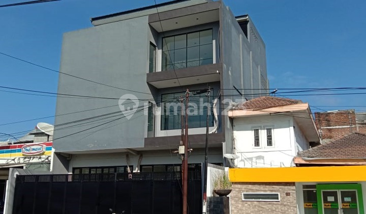 Rumah Usaha 4 Lantai SHM di Raya Rungkut Menanggal Harapan