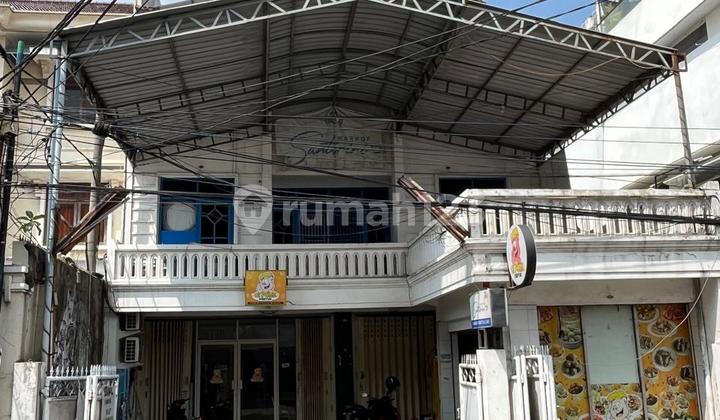 Rumah 2 Lantai Bagus di Dekat Kampus Petra Luas Cocok Untuk Usaha 1