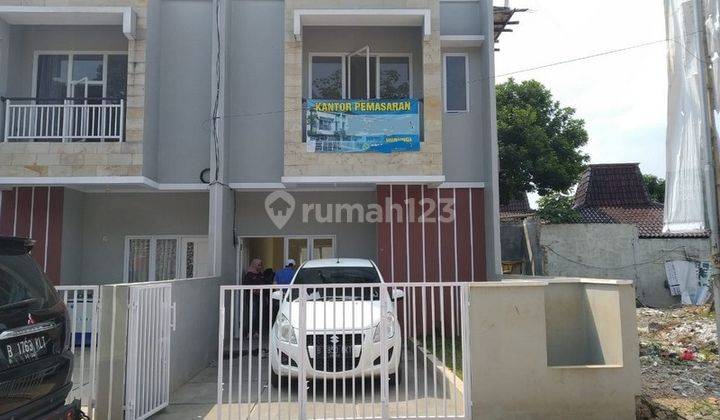 Rumah Siap Huni  Exclusive selangkah toll jatiasih DP 0% 1