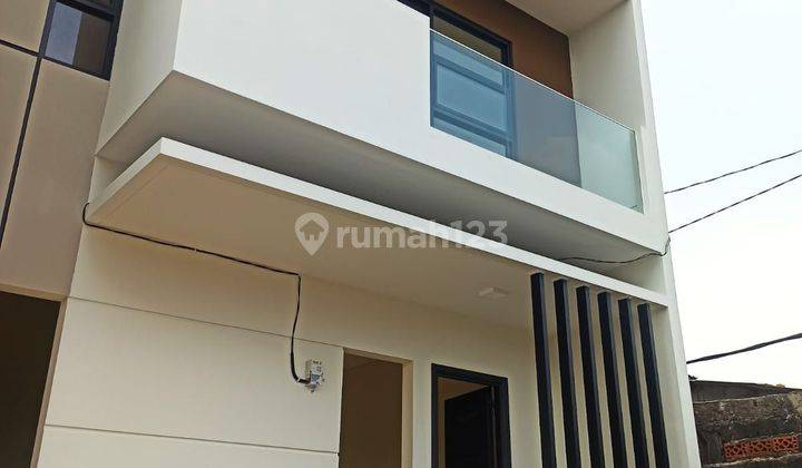 Rumah Siap Huni Strategis di samping Toll Jatiasih  1