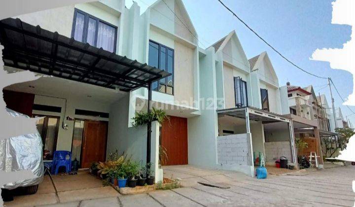 Rumah minimalis 2Lantai strategis &bebas banjir di Jatiwarna  1