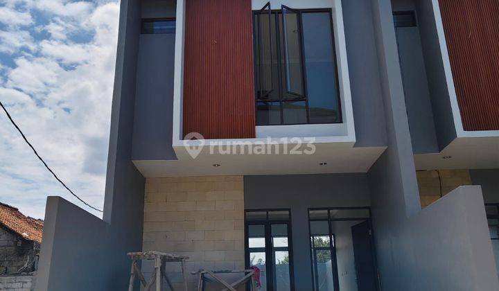 Rumah Minimalis Modern Di Dekat Pintu Toll Dan Pertokoan 1