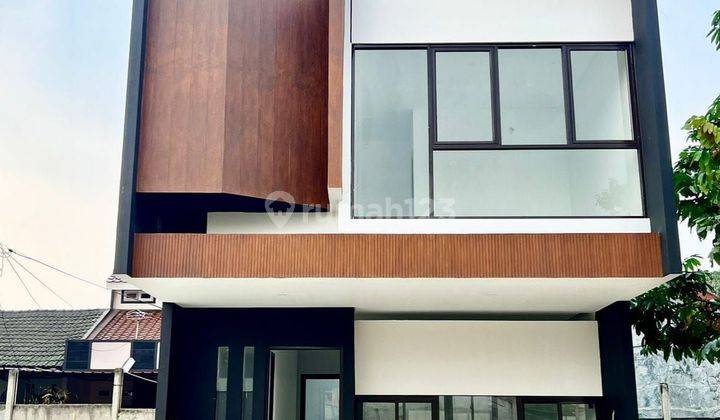 Rumah Elegan Premium  Siap Huni Selangkah Pintu Toll  1