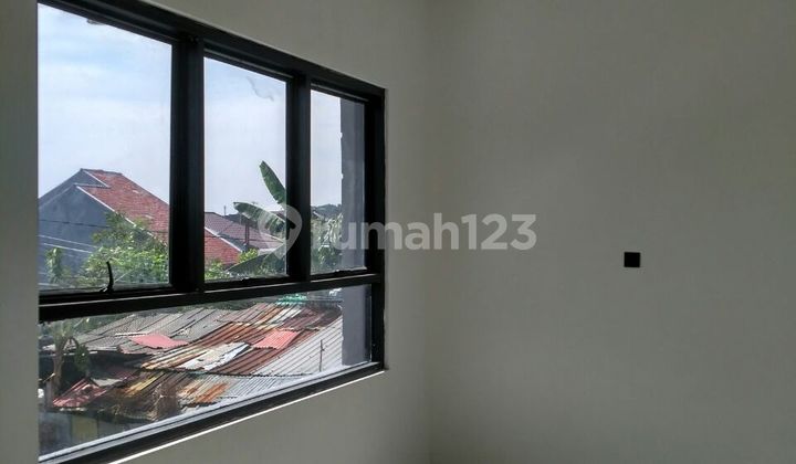 Best Price Rumah Baru di Metro Margahayu Raya Siap Huni
