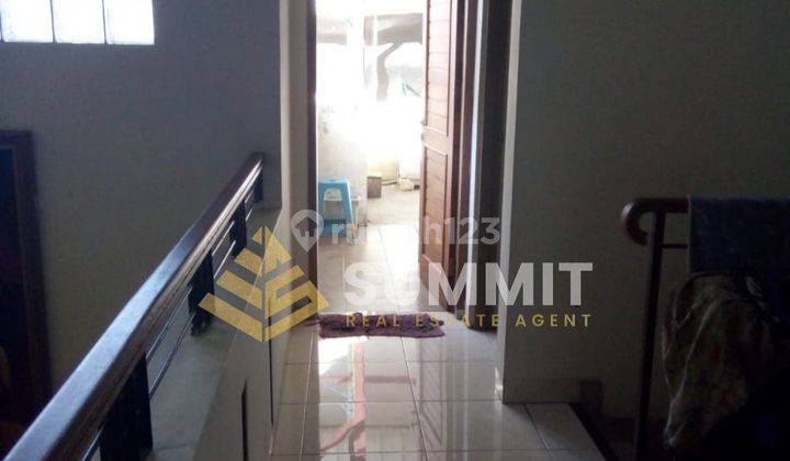 Rumah Bagus 2 lantai Siap Huni Tengah Kota Strategis 2