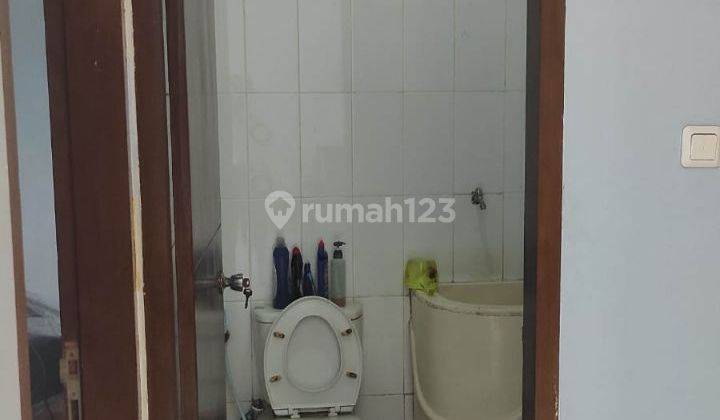 kamar mandi rumah bagus di kinagara regency