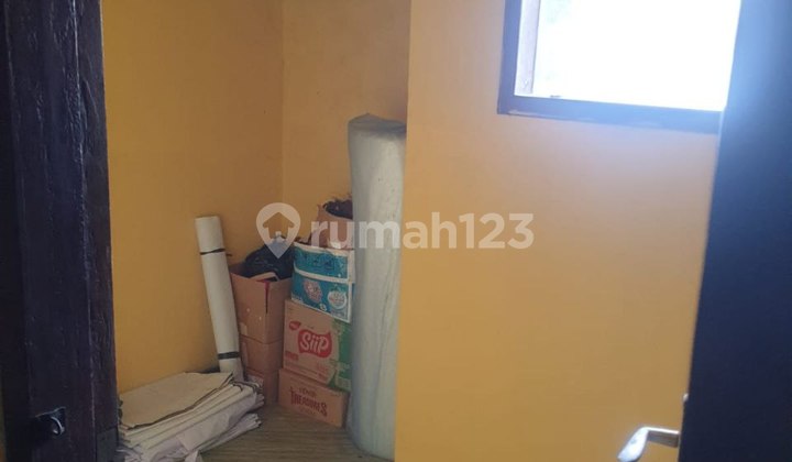 House in Buah Batu, Strategic City Center Location, Price Close to NJOP. 2