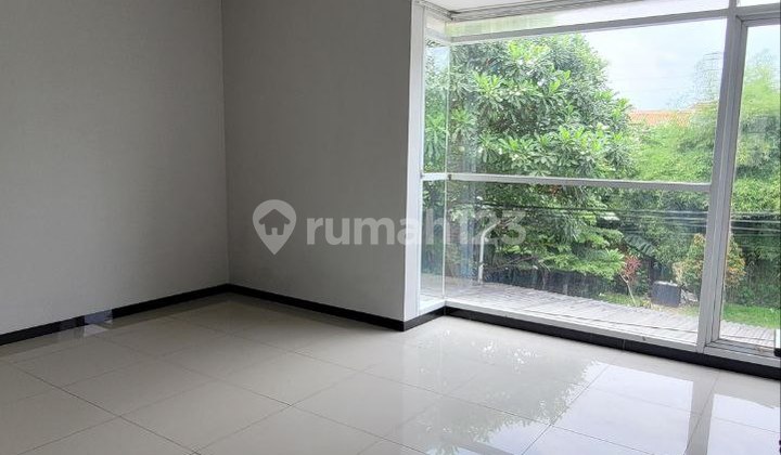 Good Ready-to-Live House in Batununggal Best Price 2