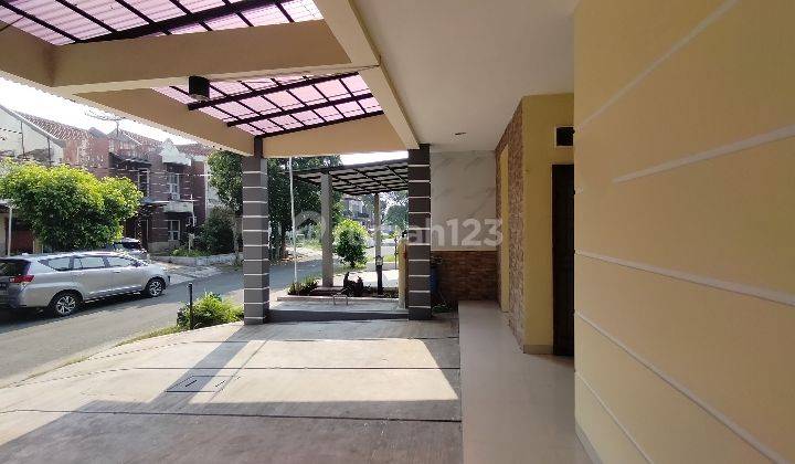 Dijual Rumah Udah Renovasi 2 Lantai Area Lippo Cikarang 1