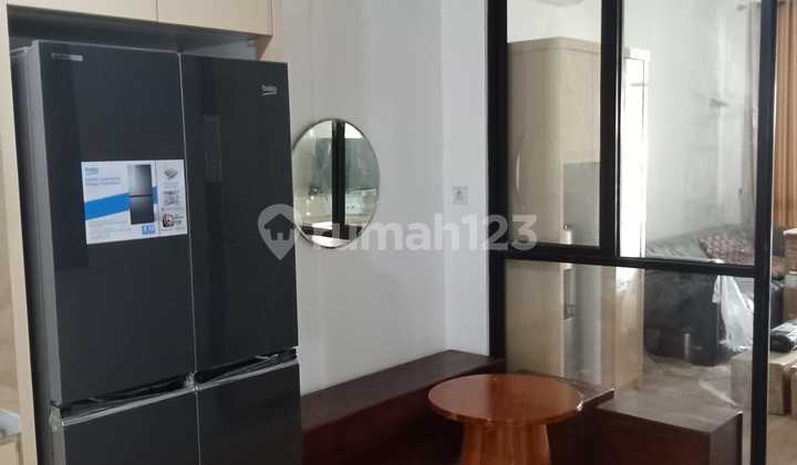 Disewakan Rumah Sudah Renovasi Full Furnis 2 Lantai  2