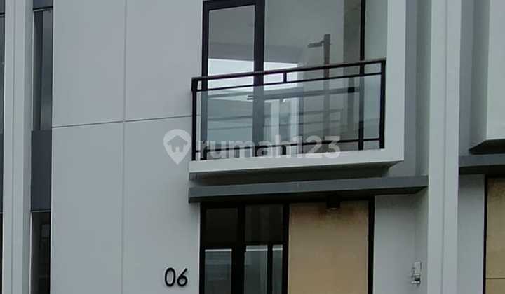 Dijual Rumah 2 Lantai Dilokasi Strategis Lippo Cikarang Dijual Rumah 2 Lantai Dilokasi Strategis Lippo Cikarang