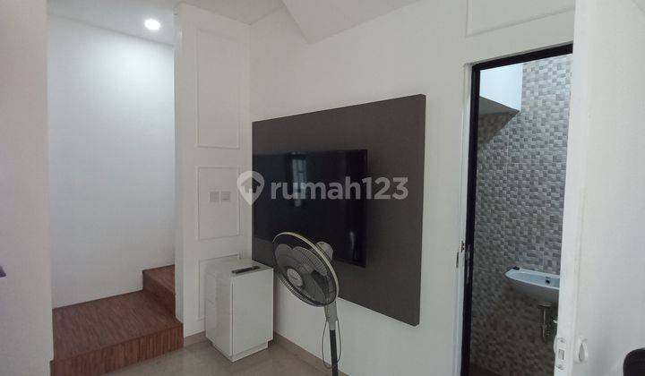 Disewakan Rumah Minimalis Lokasi Lippo Cikarang 2