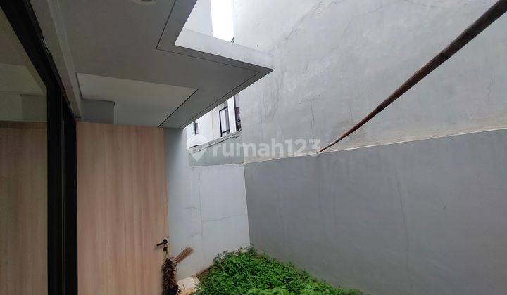 Dijual Rumah Minimalis 2 Lantai Wilayah Lippo Cikarang  2