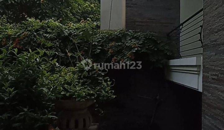 DIJUAL RUMAH MEWAH WILAYAH MENTENG JAKARTA PUSAT  2