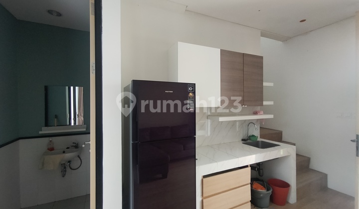 Sewakan Rumah 2 Lantai Full Furnis Tinggal Wilayah Lippo Cikarang