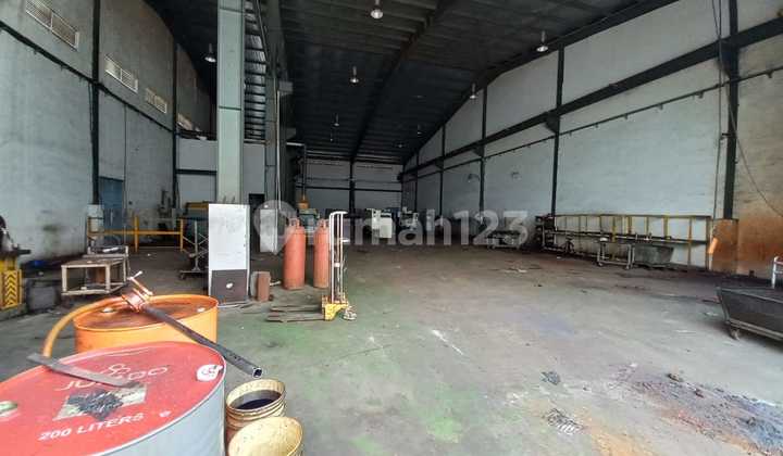 Hey, don't forget to check out the factory ad in the area. Hey, don't forget to check out the factory ad in the area.